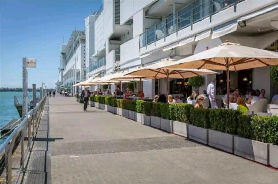 Life On Water- Princes Wharf Apartment With Fabulous Views Оукланд Екстериор снимка